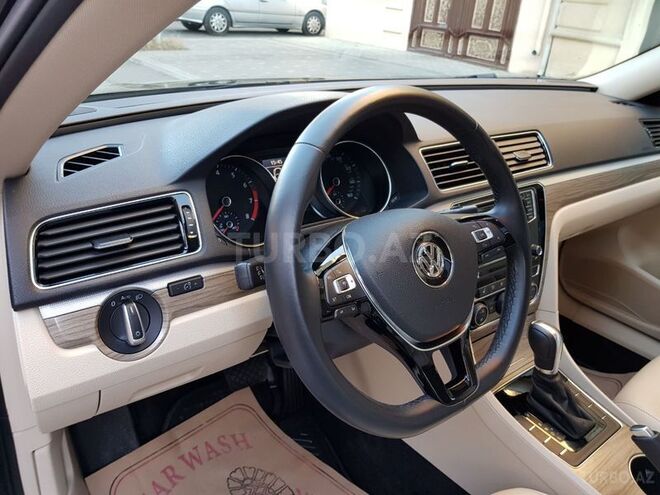 Volkswagen Passat 2016, 32,000 km - 1.8 l - Bakı