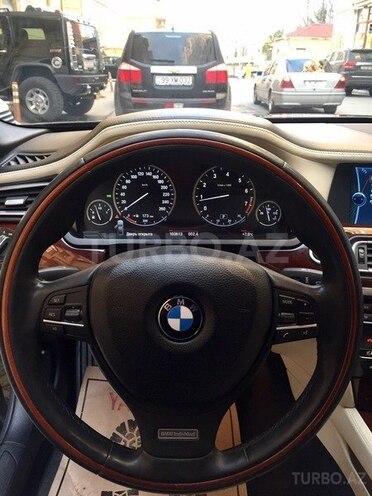 BMW 750 2009, 107,000 km - 4.4 l - Bakı