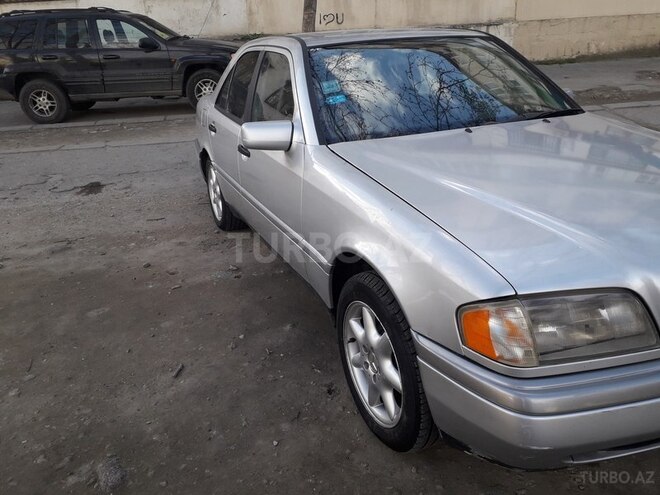 Mercedes C 220 1994, 190,000 km - 2.2 l - Bakı