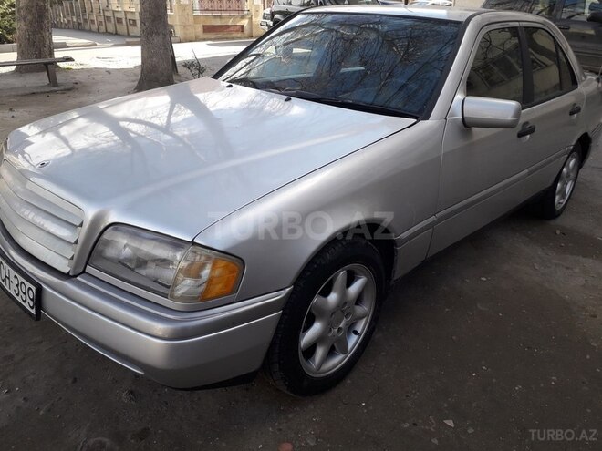 Mercedes C 220 1994, 190,000 km - 2.2 l - Bakı