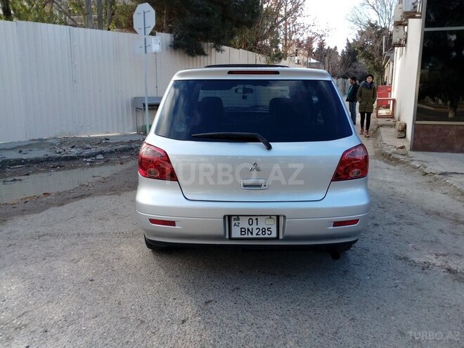 Mitsubishi Airtrek 2001, 157,629 km - 2.0 л - Xırdalan