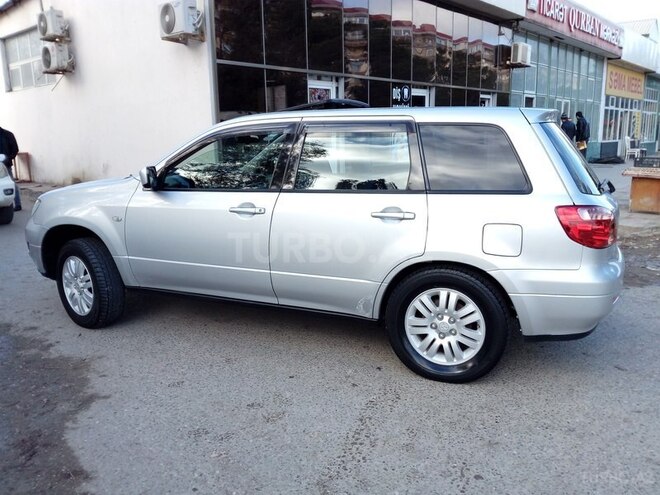 Mitsubishi Airtrek 2001, 157,629 km - 2.0 л - Xırdalan