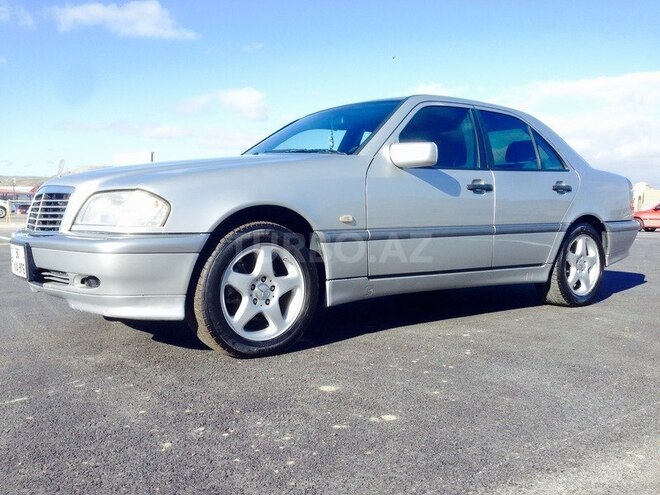 Mercedes C 200 1999, 281,000 km - 2.0 л - Bakı