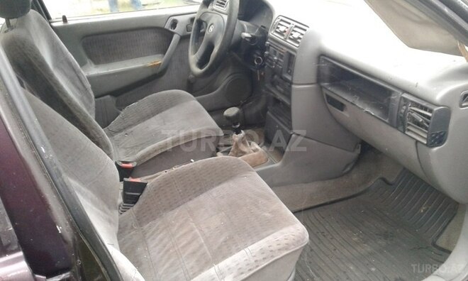 Opel Vectra 1994, 265,896 km - 1.7 l - Ağdaş