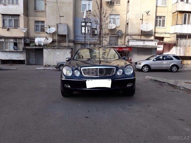 Mercedes E 220 2004, 346,000 km - 2.2 l - Bakı
