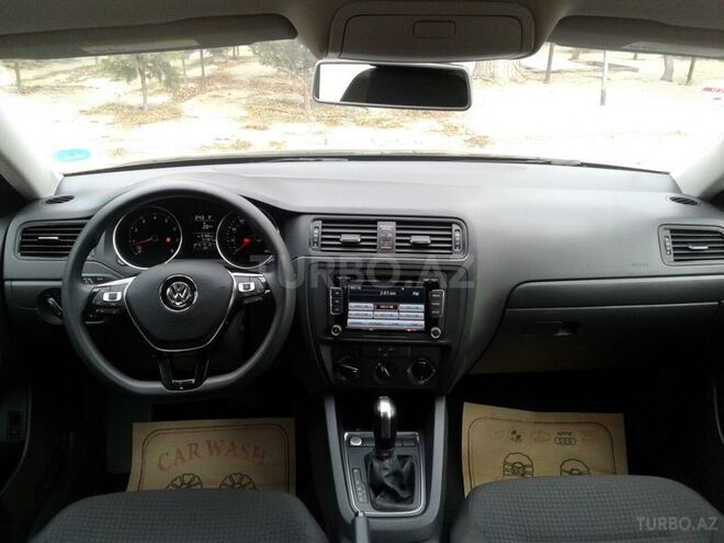 Volkswagen Jetta 2015, 31,400 km - 2.0 l - Sumqayıt
