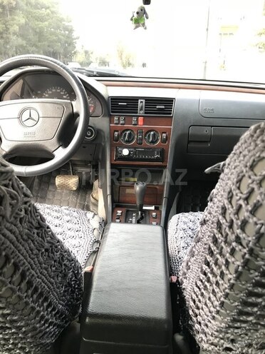 Mercedes C 180 1995, 297,000 km - 1.8 l - Sumqayıt