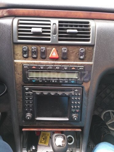 Mercedes E 280 1998, 223,756 km - 2.8 l - Mingəçevir