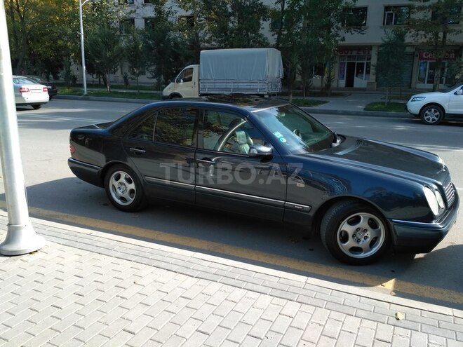 Mercedes E 280 1998, 223,756 km - 2.8 l - Mingəçevir
