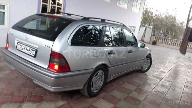 Mercedes C 220 2000, 256,000 km - 2.2 л - Cəlilabad