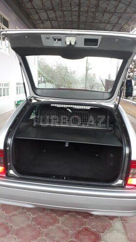 Mercedes C 220 2000, 256,000 km - 2.2 л - Cəlilabad