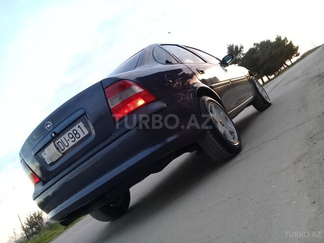 Opel Vectra 1996, 236,758 km - 2.0 l - Bakı