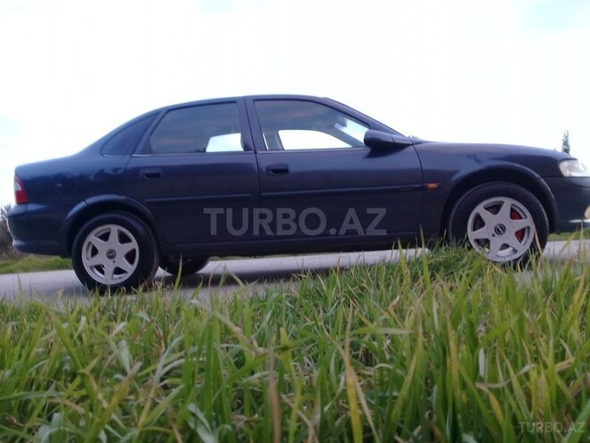 Opel Vectra 1996, 236,758 km - 2.0 l - Bakı