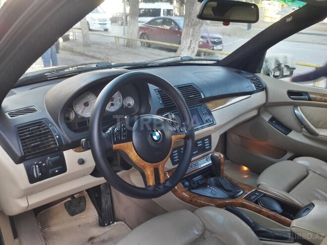 BMW X5 2001, 235,000 km - 4.4 l - Bakı