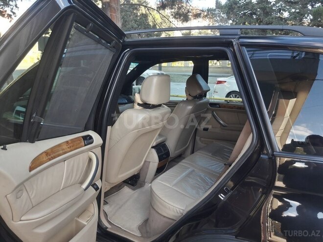 BMW X5 2001, 235,000 km - 4.4 l - Bakı