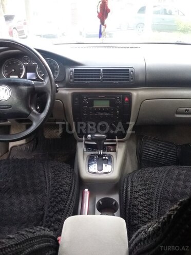 Volkswagen Passat 2003, 183,000 km - 1.8 l - Bakı
