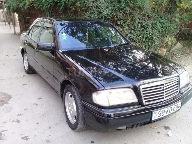 Mercedes C 220 1993, 355,000 km - 2.2 l - Bakı