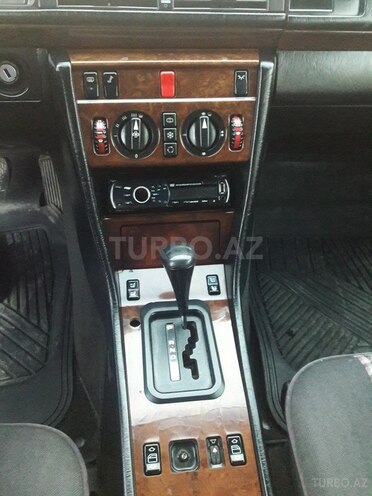 Mercedes E 300 1993, 333,989 km - 3.0 л - Bakı