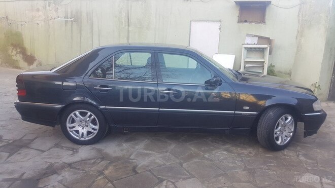 Mercedes C 180 1999, 180,000 km - 1.8 л - Bakı