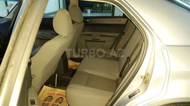 Chrysler 300C 2005, 116,000 km - 2.7 l - Bakı