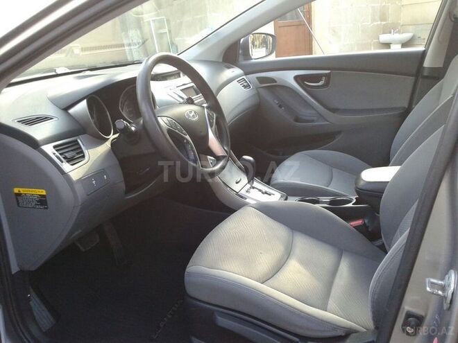 Hyundai Elantra 2011, 70,000 km - 1.8 l - Bakı