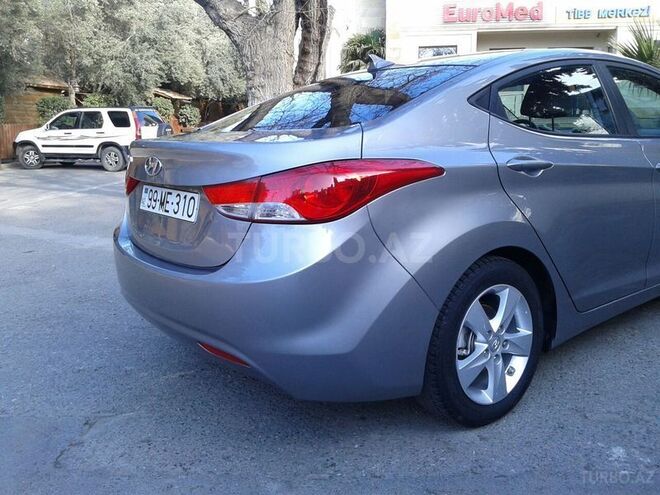 Hyundai Elantra 2011, 70,000 km - 1.8 l - Bakı
