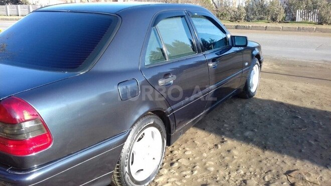 Mercedes C 200 2000, 223,075 km - 2.0 l - Masallı