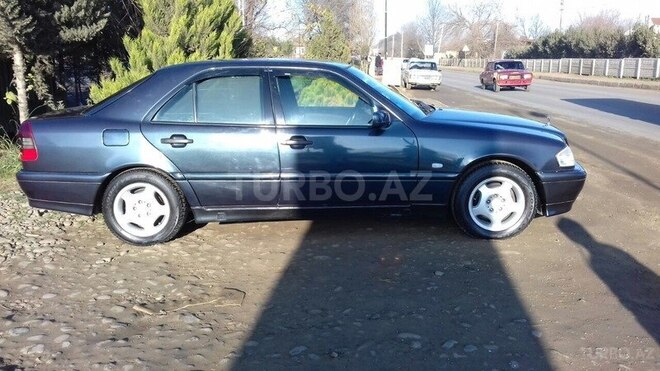 Mercedes C 200 2000, 223,075 km - 2.0 l - Masallı