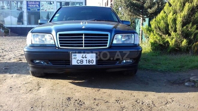 Mercedes C 200 2000, 223,075 km - 2.0 l - Masallı