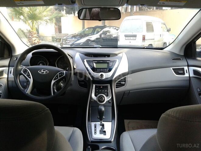 Hyundai Elantra 2011, 70,000 km - 1.8 l - Bakı