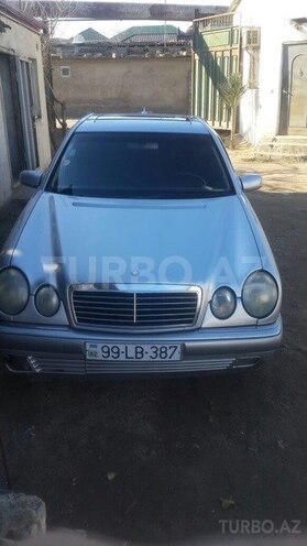 Mercedes E 240 1998, 375,582 km - 2.4 l - Bakı