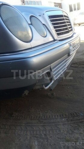Mercedes E 240 1998, 375,582 km - 2.4 l - Bakı