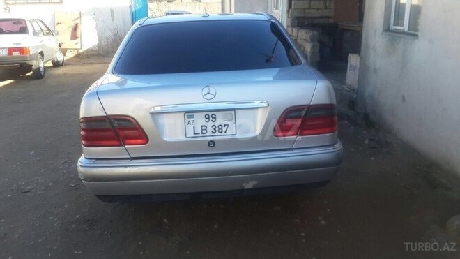 Mercedes E 240 1998, 375,582 km - 2.4 l - Bakı