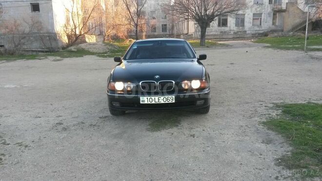 BMW 523 1999, 245,000 km - 2.5 l - Sumqayıt