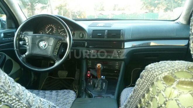 BMW 523 1999, 245,000 km - 2.5 l - Sumqayıt