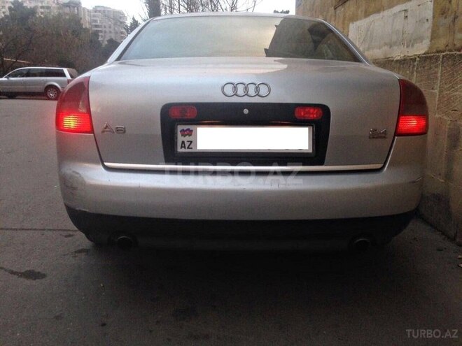 Audi A6 2002, 273,000 km - 2.4 л - Bakı