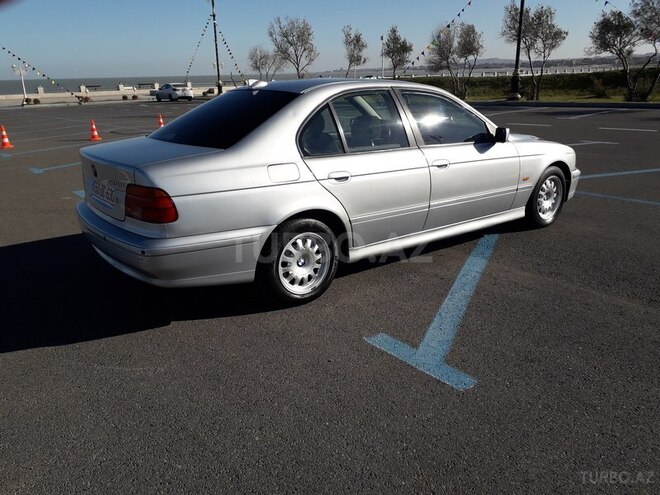 BMW 523 1996, 440,000 km - 2.5 l - Sumqayıt