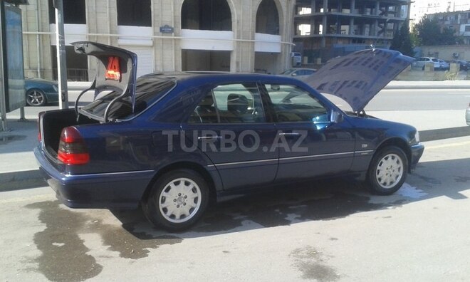Mercedes C 200 1998, 193,000 km - 2.0 l - Bakı