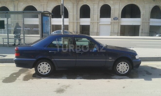 Mercedes C 200 1998, 193,000 km - 2.0 l - Bakı