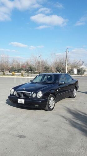 Mercedes E 220 1999, 365,896 km - 2.2 л - Bakı