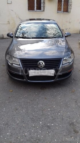 Volkswagen Passat 2005, 235,000 km - 2.0 l - Bakı