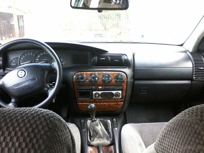 Opel Omega 1996, 236,000 km - 1.9 l - Bakı