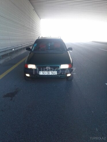 Opel Astra 1996, 307,000 km - 1.6 l - Bakı
