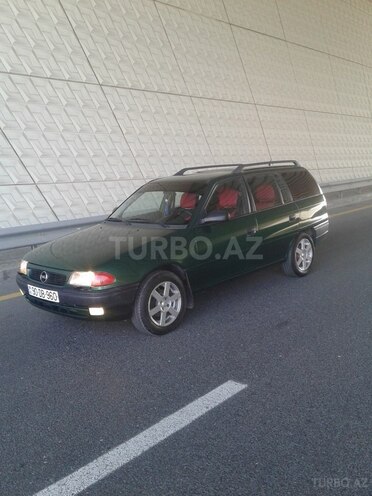 Opel Astra 1996, 307,000 km - 1.6 l - Bakı