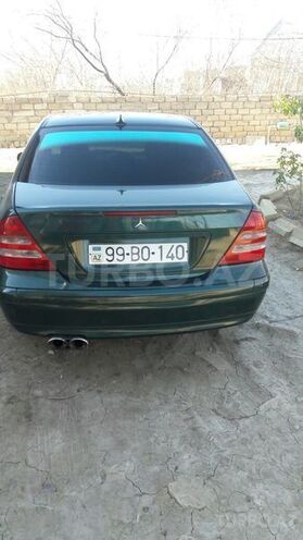 Mercedes C 220 2001, 234,000 km - 2.0 l - Sumqayıt