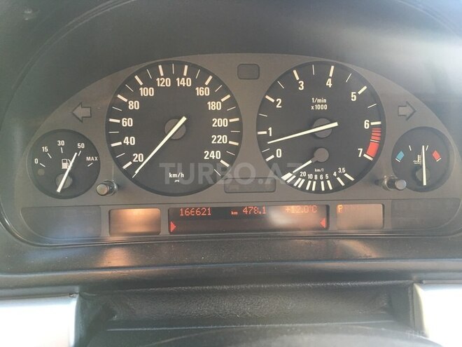 BMW 530 2001, 166,000 km - 3.0 l - Bakı