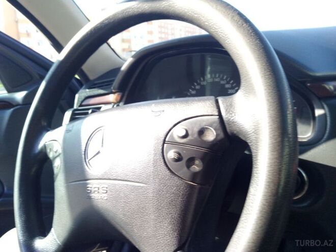 Mercedes E 260 2000, 317,000 km - 2.6 l - Bakı