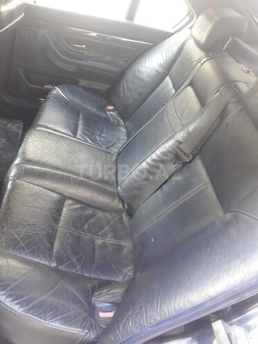 BMW 735 2001, 356,000 km - 3.0 л - Bakı