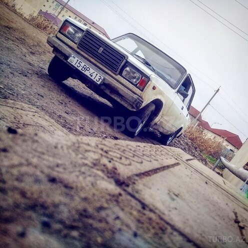 LADA (VAZ) 2105 1988, 268,500 km - 1.5 л - Salyan