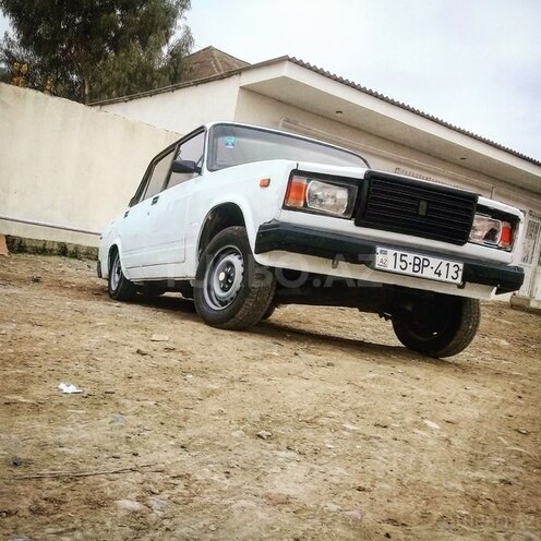 LADA (VAZ) 2105 1988, 268,500 km - 1.5 л - Salyan